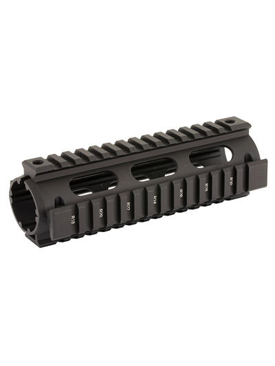 UTG PRO 4/15 CARB QUAD RAIL BLK